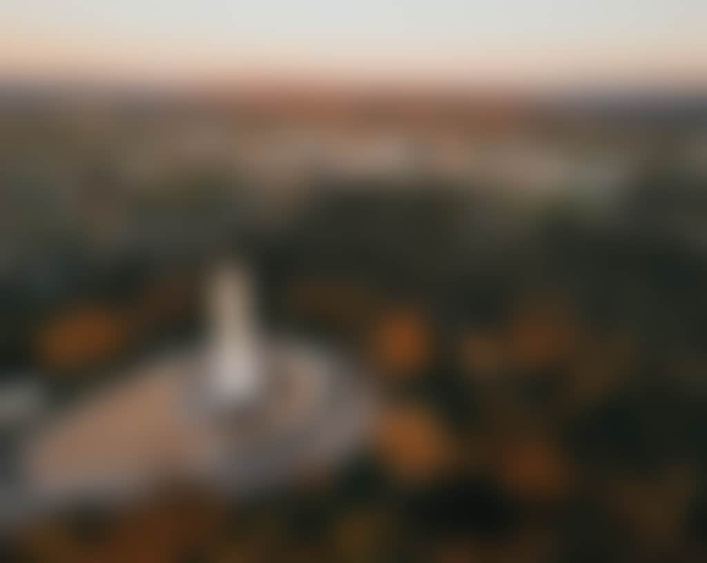 105923