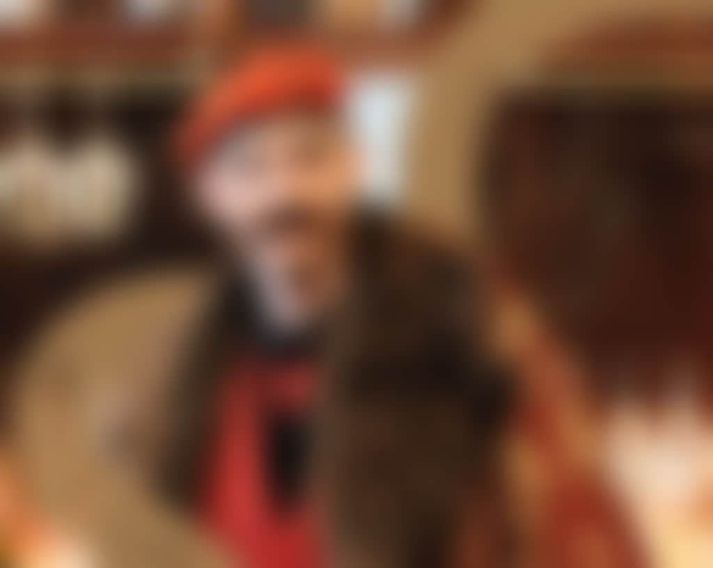 Mo M 6 Portrait 1080x1080